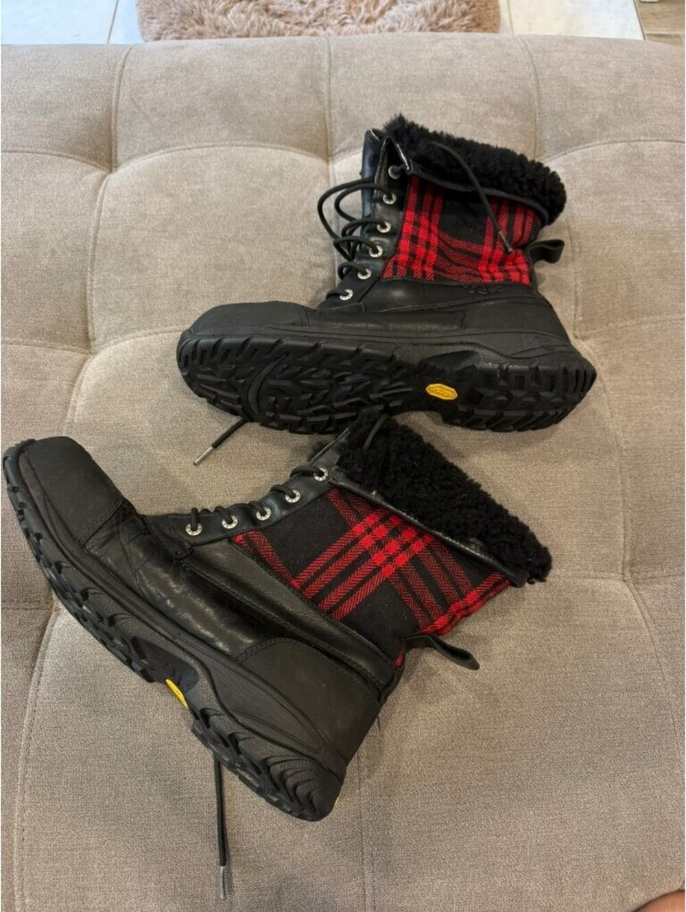 UGG Butte Men's 12 Black Leather Red Plaid Winter Snow Boots